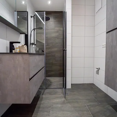 Im Zentrum Von Apartment *